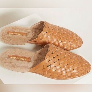 The Odells SOLD OUT darling Sherpa lined mule for fall. Size 8